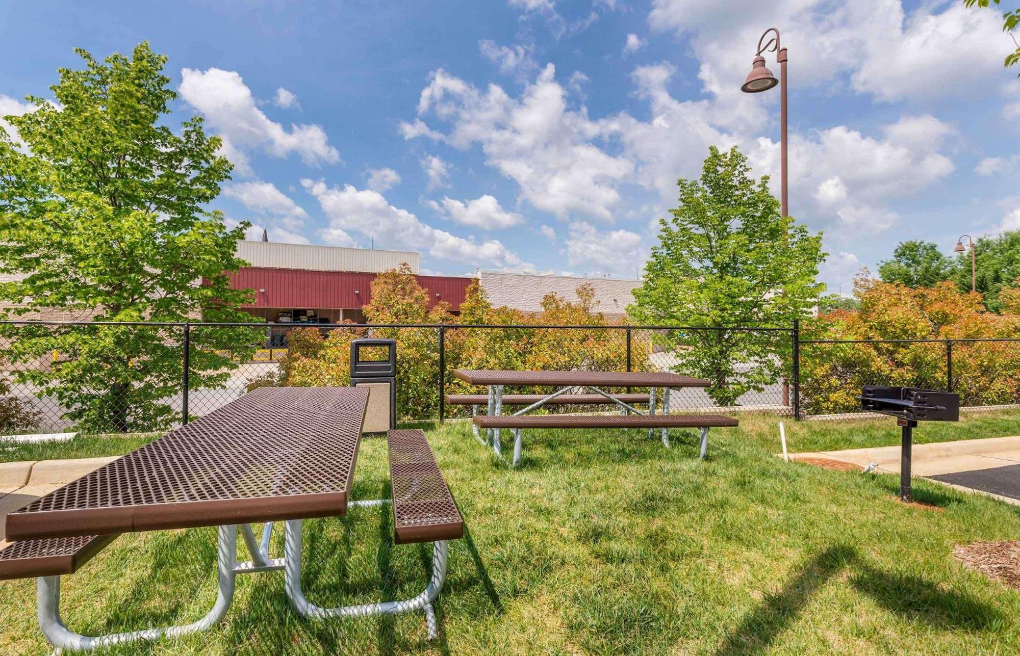 Extended Stay America Premier Suites - Fredericksburg Exterior foto